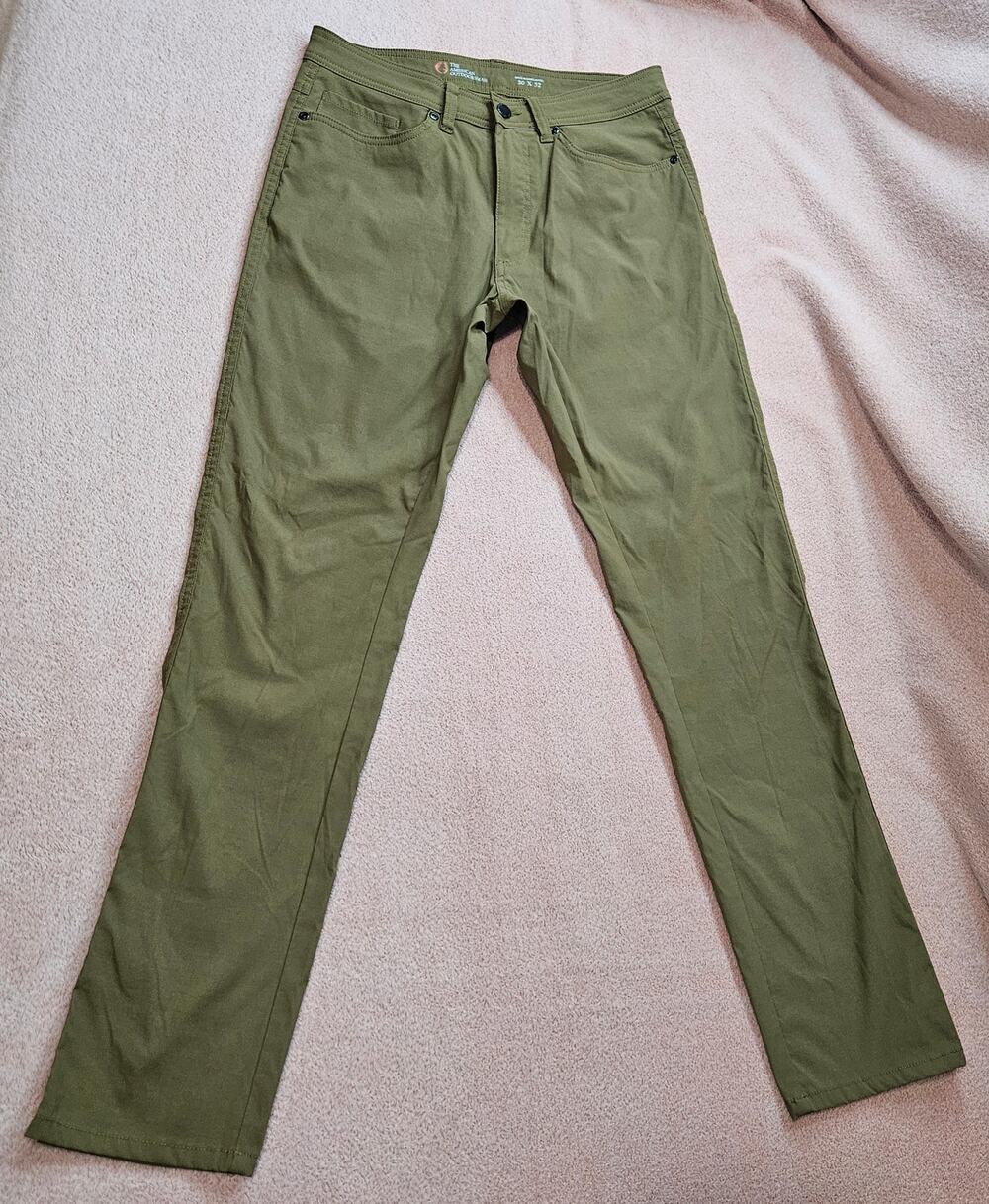 American Outdoorsman Men's Beige Performance Travel Pants 30 x 32